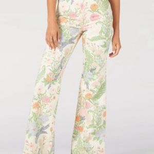 Wrangler Wanderer Floral Jeans